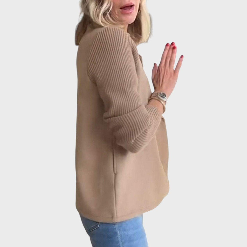 Šiluma | Elegantiškas švarkas su megztomis rankovėmis